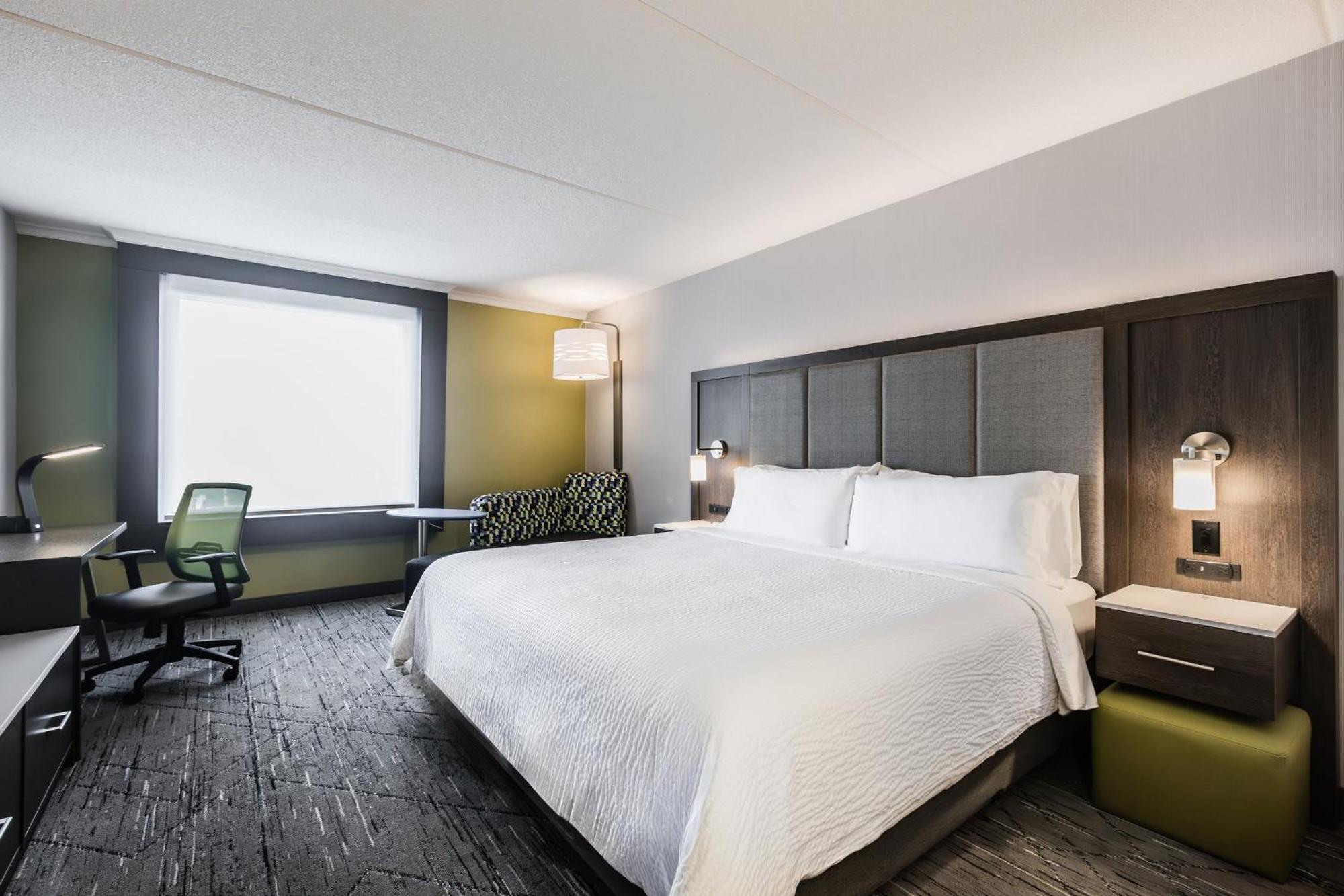Holiday Inn Express & Suites - Toronto Airport South By Ihg Esterno foto