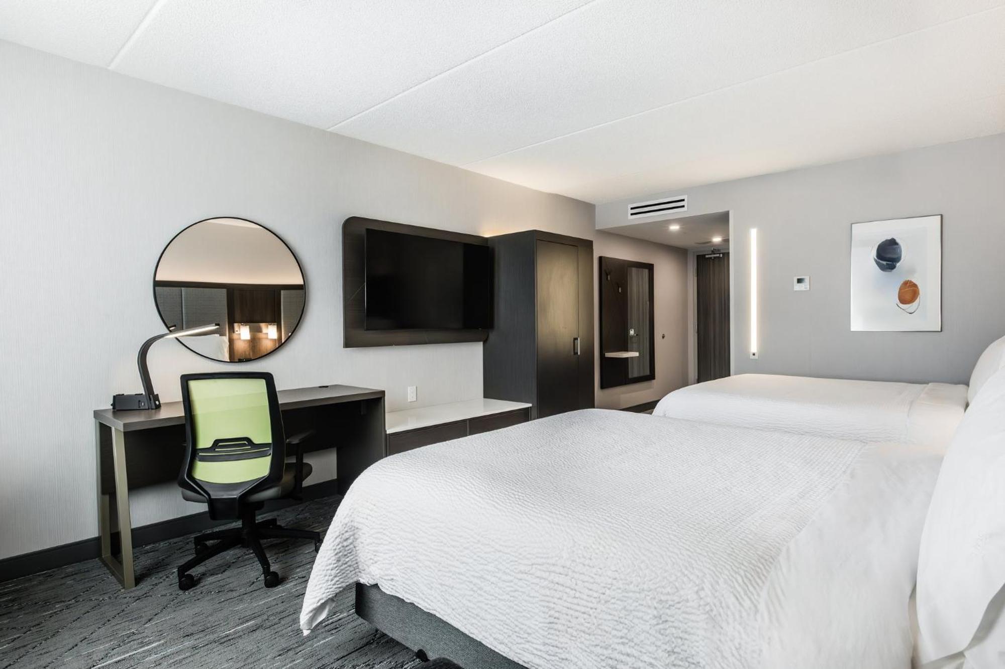 Holiday Inn Express & Suites - Toronto Airport South By Ihg Esterno foto