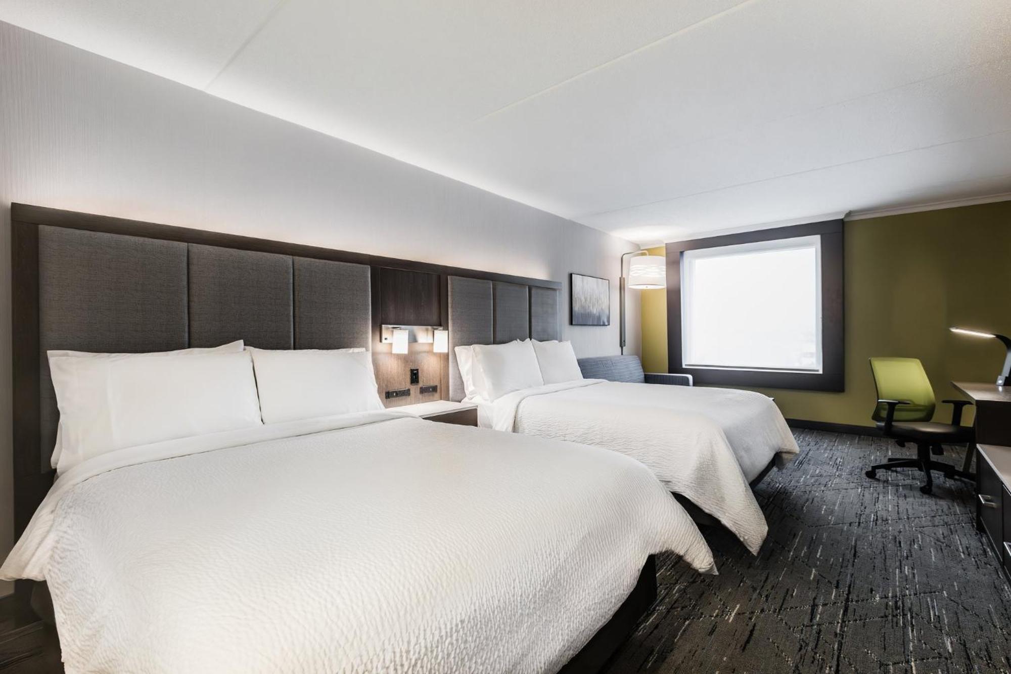 Holiday Inn Express & Suites - Toronto Airport South By Ihg Esterno foto
