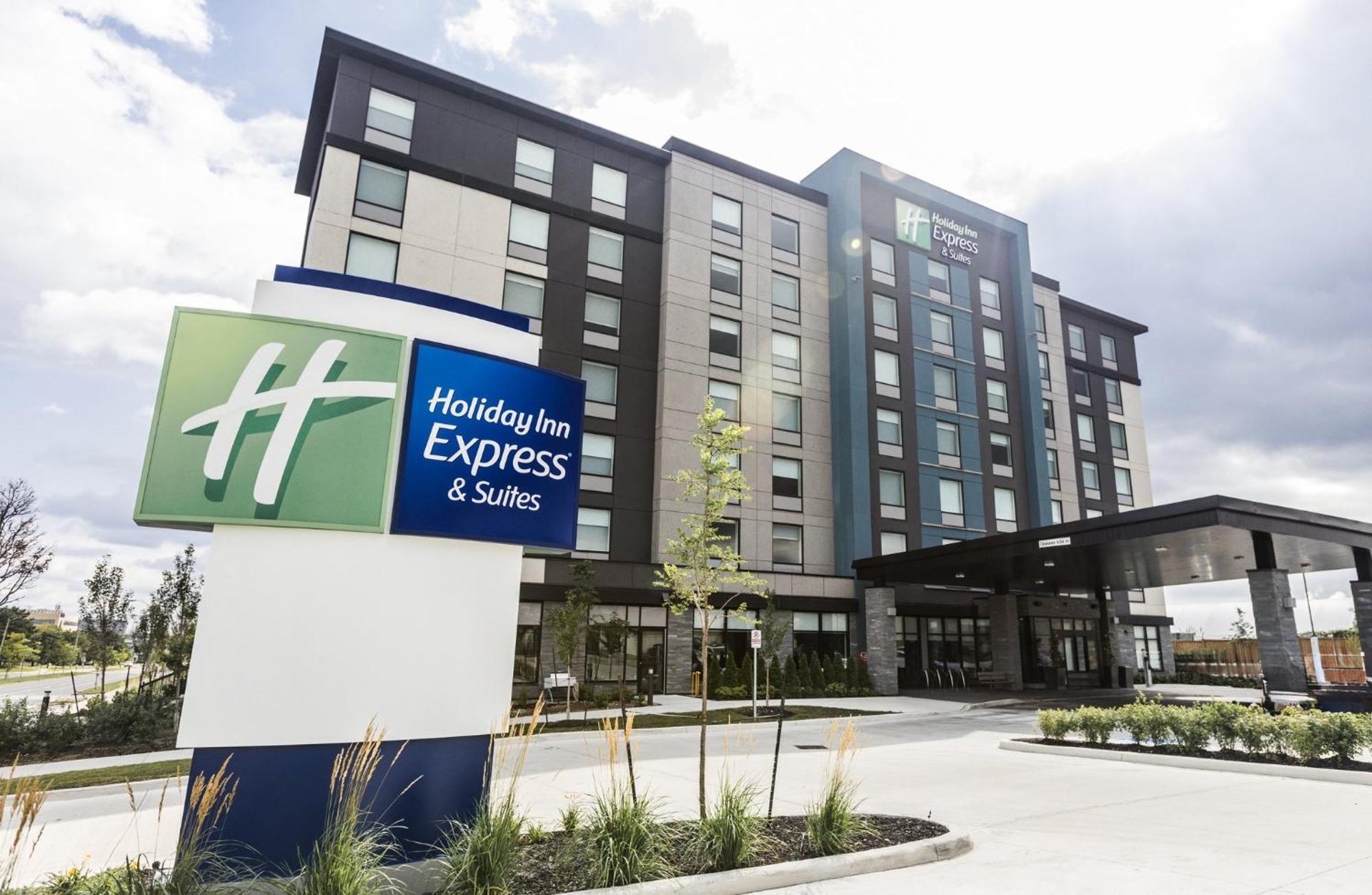 Holiday Inn Express & Suites - Toronto Airport South By Ihg Esterno foto